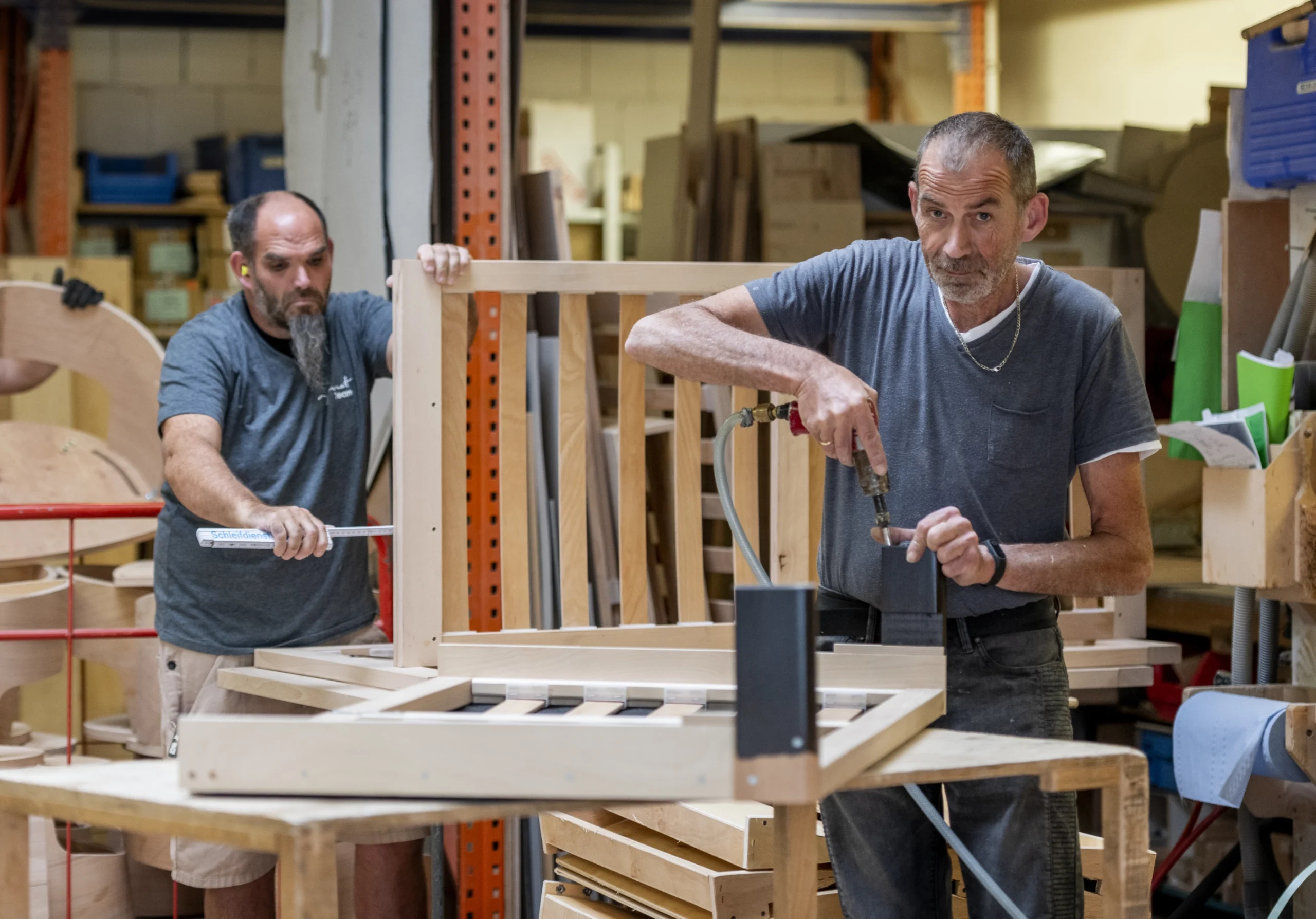 Signet Polstermöbel Handwerk eigene Schreinerei